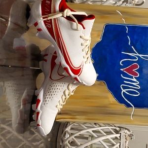 Boys Nike Vapor low top Football Cleats